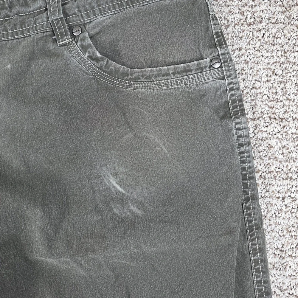 KUHL Mens Revolvr Pants Utility Hiking Work Outdoor Casual Size 40x32 Distressed